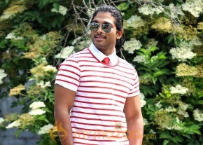 Badrinath Latest Movie Stills photo 2