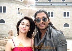 Badrinath Movie Latest Working Stills photo 10