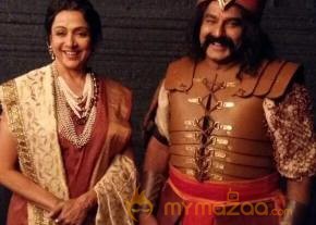 Balakrishna redefine the word ROYALTY with his elegant look! #GPSK photo 6