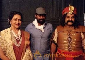 Balakrishna redefine the word ROYALTY with his elegant look! #GPSK photo 7