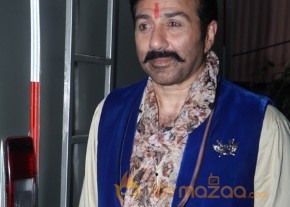 Bhaiyyaji Superhit Movie Location Stills photo 17