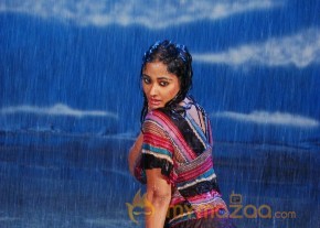 Bhaja Bhajantrilu Movie Spicy Stills  photo 71