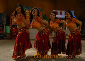 Bhaja Bhajantrilu Movie Spicy Stills  photo 9