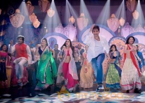 Brahmotsavam photo 15