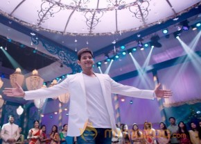 Brahmotsavam photo 19
