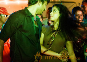 Break Up Movie New Stills   photo 8