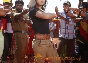 Bullet Rani Movie New Stills photo 5