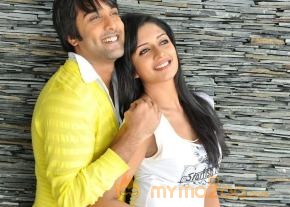 Chukkalanti Ammayi Chakkanaina Abbai Movie Stills  photo 13