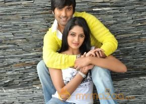 Chukkalanti Ammayi Chakkanaina Abbai Movie Stills  photo 10