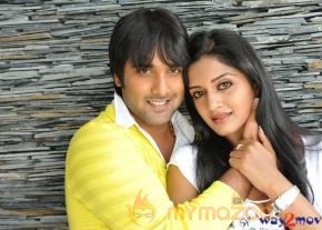 Chukkalanti Ammayi Chakkanaina Abbai Movie Stills  photo 45