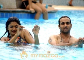 Chukkalanti Ammayi Chakkanaina Abbai Movie Stills photo 31
