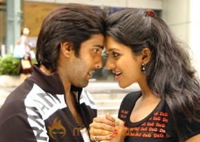 Chukkalanti Ammayi Chakkanaina Abbai Movie Stills photo 2