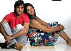 Chukkalanti Ammayi Chakkanaina Abbai Movie Stills photo 3