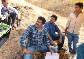 Chuttalabbayi Movie  New Stills photo 10