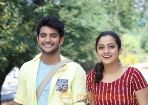 Chuttalabbayi Movie  New Stills photo 11
