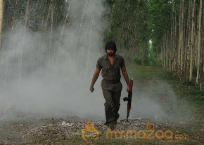 Dalam New Movie Stills   photo 46