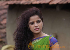 Dalam New Movie Stills   photo 27
