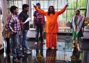 Daughter of Varma Movie New Stills photo 33