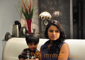Daughter of Varma Movie New Stills photo 32