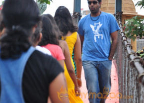 Daughter of Varma Movie New Stills photo 36
