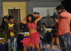 Deal Movie New Stills  photo 18