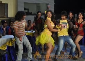Deal Movie New Stills  photo 14
