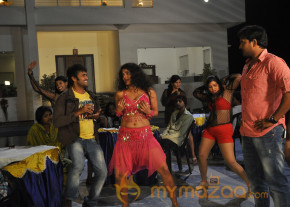 Deal Movie New Stills  photo 13