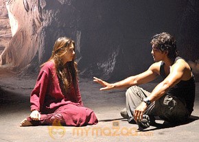 Desamuduru Movie Stills photo 35