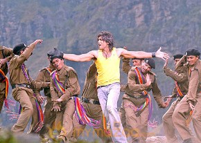 Desamuduru Movie Stills photo 61