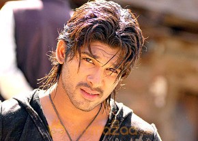 Desamuduru Movie Stills photo 82