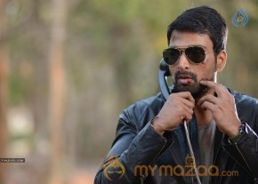 Dhanalakshmi Talupu Tadithey Movie Stills photo 9