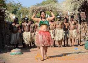 Dhanalakshmi Talupu Tadithey photo 12