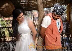 Dhanalakshmi Talupu Tadithey photo 7