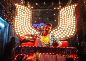 Dhanush-Kajal Aggarwal Maari movie stills photo 5
