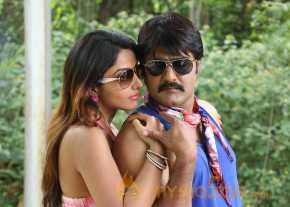 Dhee Ante Dhee photo 12
