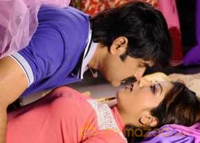 Dhee Ante Dhee photo 9