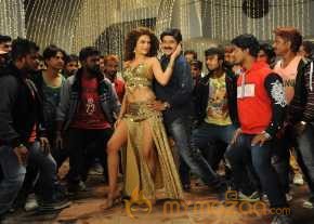 Dictator photo 9