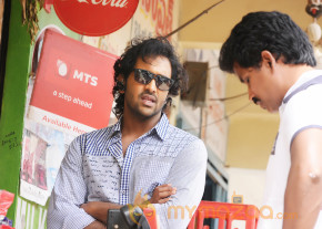 Doosukeltha Movie Onlocation Stills  photo 81
