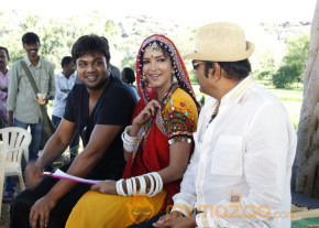 Doosukeltha Movie Onlocation Stills  photo 38