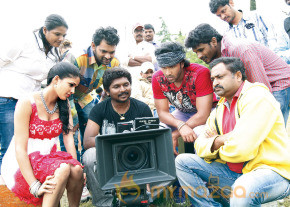 Doosukeltha Movie Onlocation Stills  photo 107