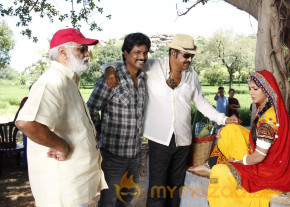 Doosukeltha Movie Onlocation Stills  photo 28
