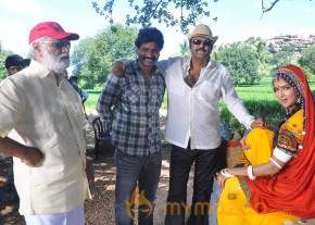 Doosukeltha Movie Onlocation Stills  photo 85