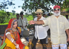 Doosukeltha Movie Onlocation Stills  photo 138
