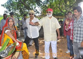 Doosukeltha Movie Onlocation Stills  photo 64