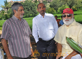 Doosukeltha Movie Onlocation Stills  photo 14