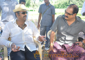 Doosukeltha Movie Onlocation Stills  photo 122