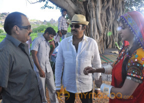 Doosukeltha Movie Onlocation Stills  photo 131