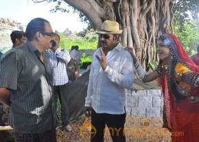 Doosukeltha Movie Onlocation Stills  photo 15