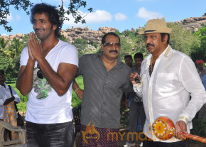 Doosukeltha Movie Onlocation Stills  photo 32