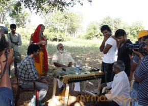 Doosukeltha Movie Onlocation Stills  photo 92